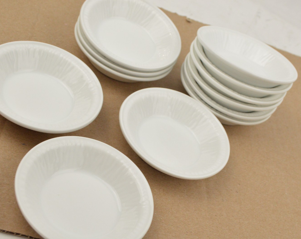 Crate & Barrel White Porcelain Mini Appetizer Plates Dishes Set of 12 3.25"